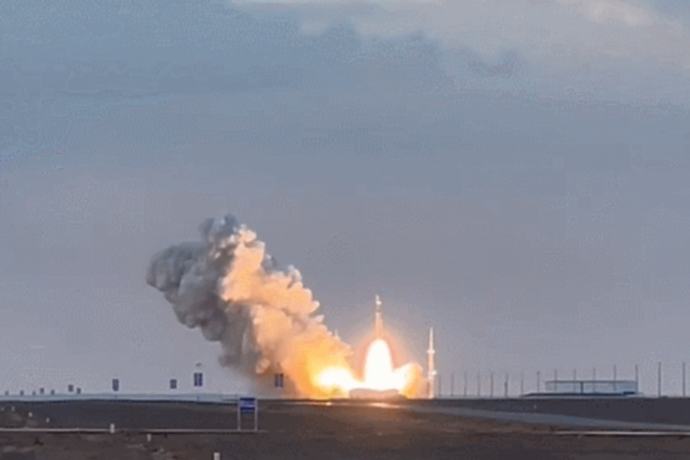 Chinese commercial carrier rocket sends five satellites into orbit
